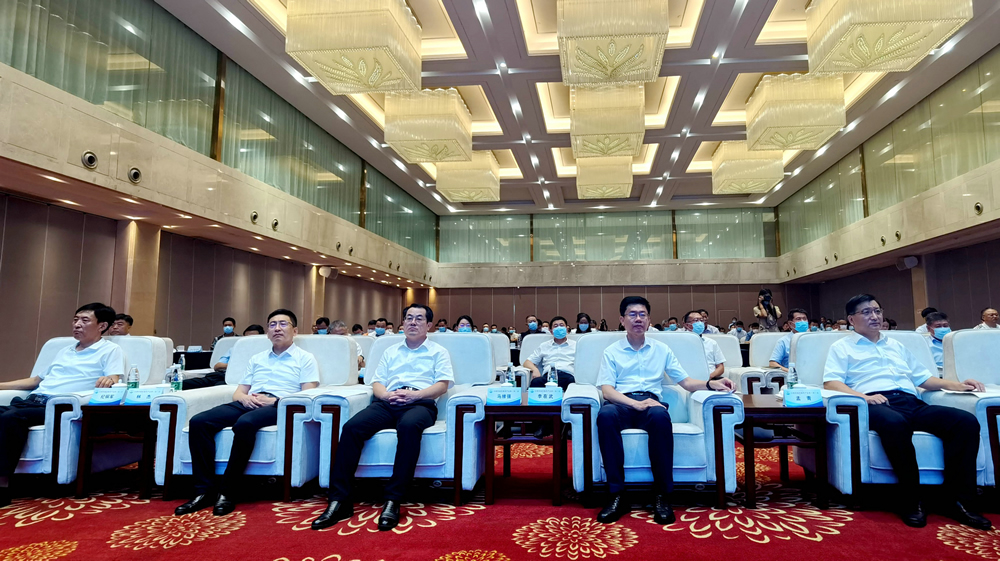 日照市現(xiàn)代海洋產業(yè)商(協(xié))會隆重成立 日照市現(xiàn)代海洋產業(yè)商(協(xié))會隆重成立